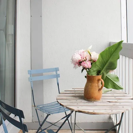 Lovely T2 With Breathtaking Views Of Apartamento París